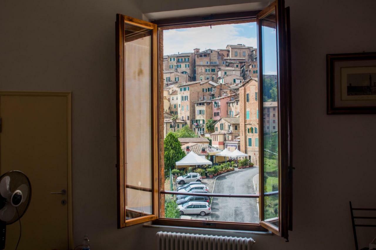 Hotel Salicotto 56 à Sienne Extérieur photo